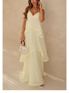 Elegant Yellow Spaghetti-Strap Layered Maxi Dress